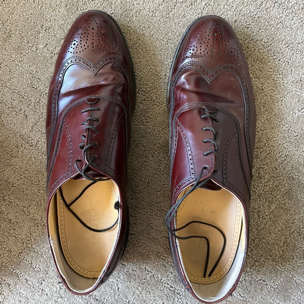 Stafford Men's Burgundy Leather Wingtip Oxfords